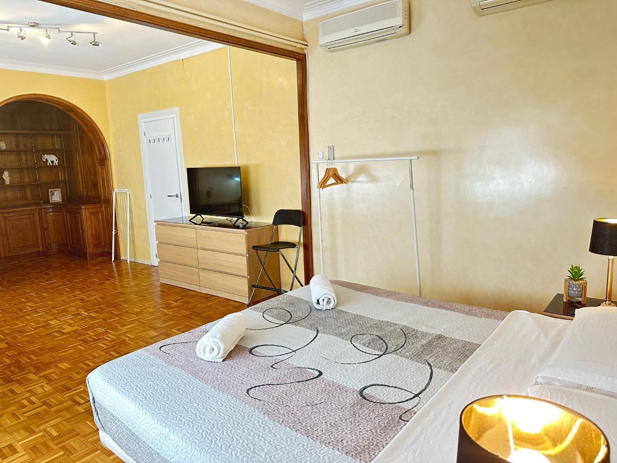 برشلونة Rooms Villaroel المظهر الخارجي الصورة