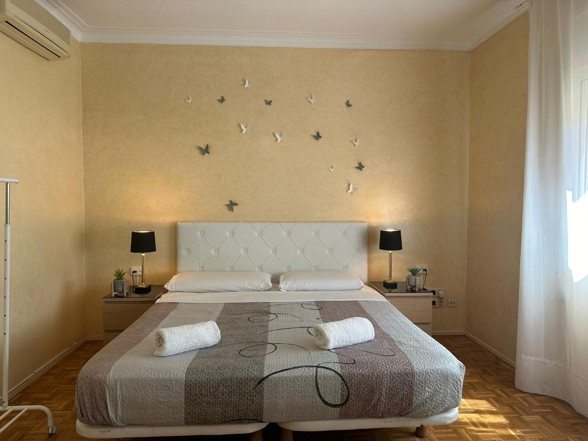 برشلونة Rooms Villaroel المظهر الخارجي الصورة