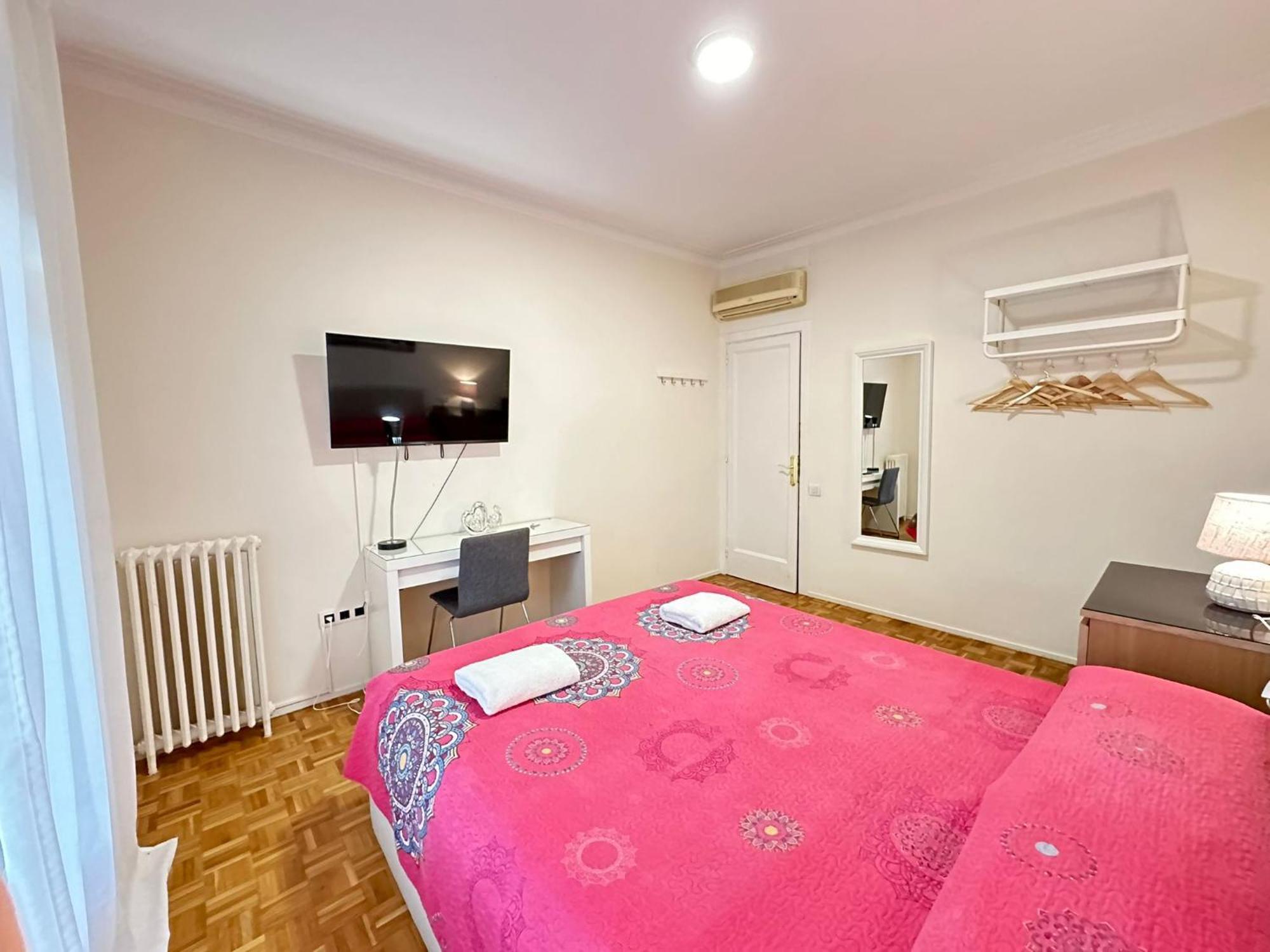 برشلونة Rooms Villaroel المظهر الخارجي الصورة